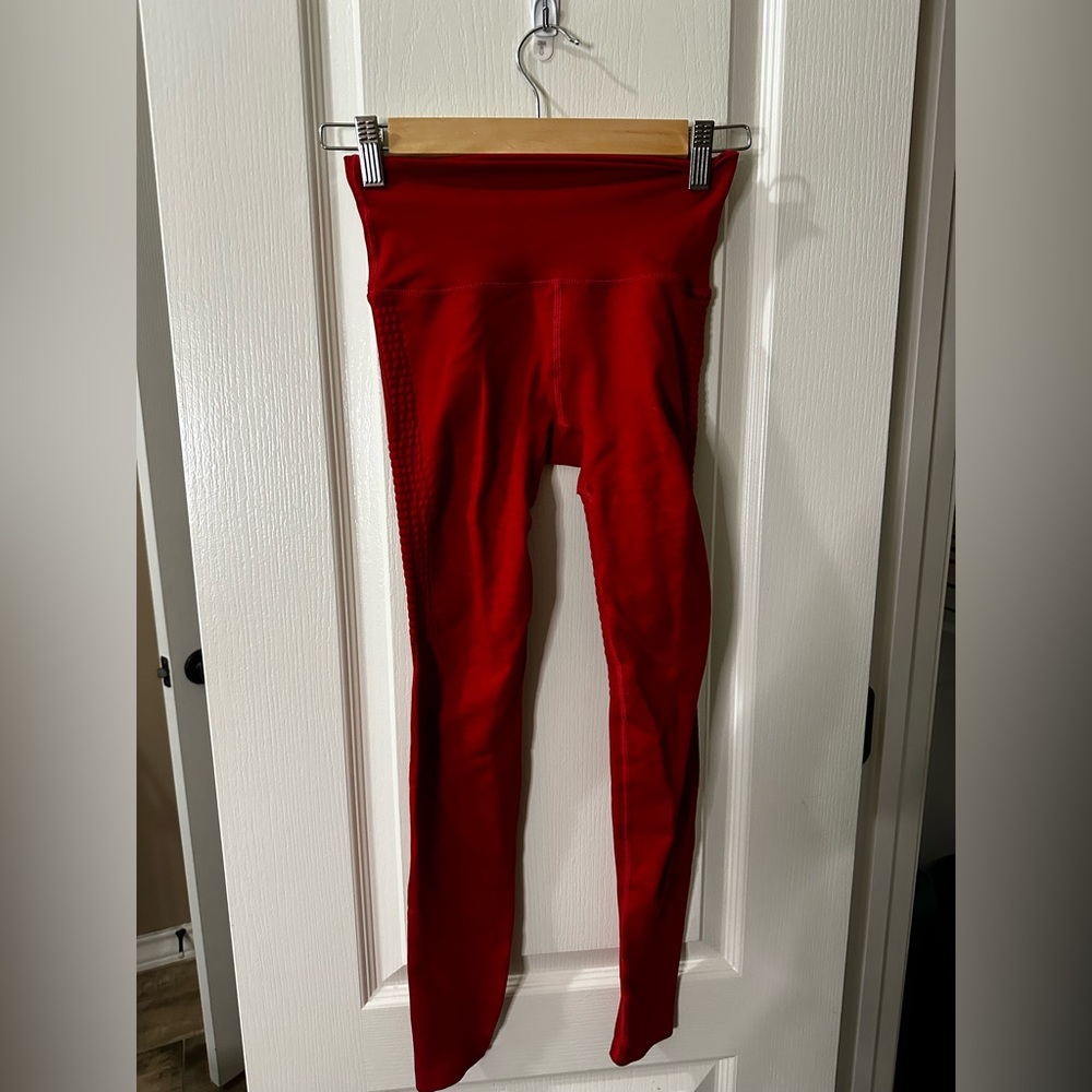 Alphalete- Halo Leggings- Redwood